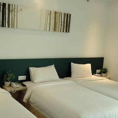 โรงแรมฟูลเลอร์ กูลิม กููลิม ภายนอก รูปภาพ